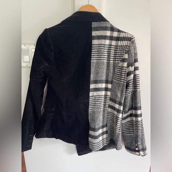 Asymmetrical Blazer/Jacket - Picture 3 of 9